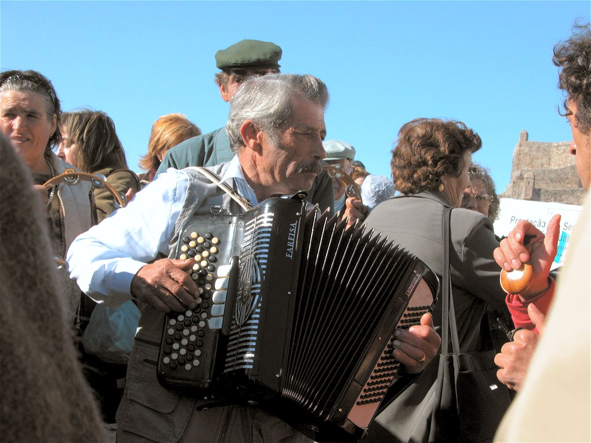 An Accordian player at Marvao Chestnut Festival